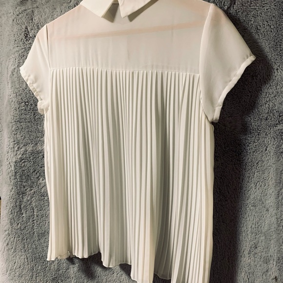 C’est Moi blouse with pearl button detail. - Picture 2 of 5